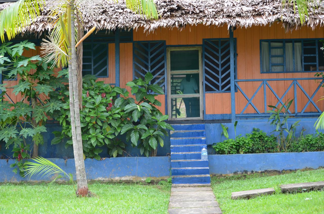 Eware Refugio Amazonico Hotel Puerto Narino Exterior photo